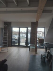Dachausbau eines Lofts in Neuss – hochwertige Innenausbauarbeiten von MK Innenausbau