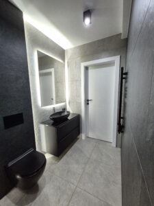 Modernes Gäste - WC mit stilvollem LED Beleuchtung – MK Innenausbau