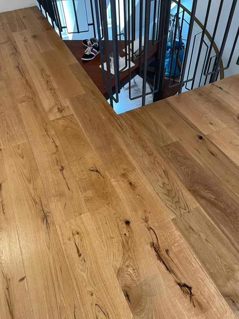 Klick Parkett im Wohnraum in Düsseldorf