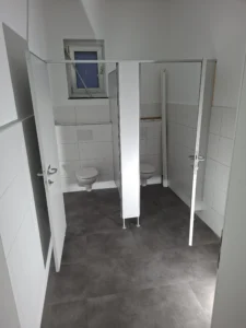 Sanitär Trennwand im Innenausbau – MK Innenausbau