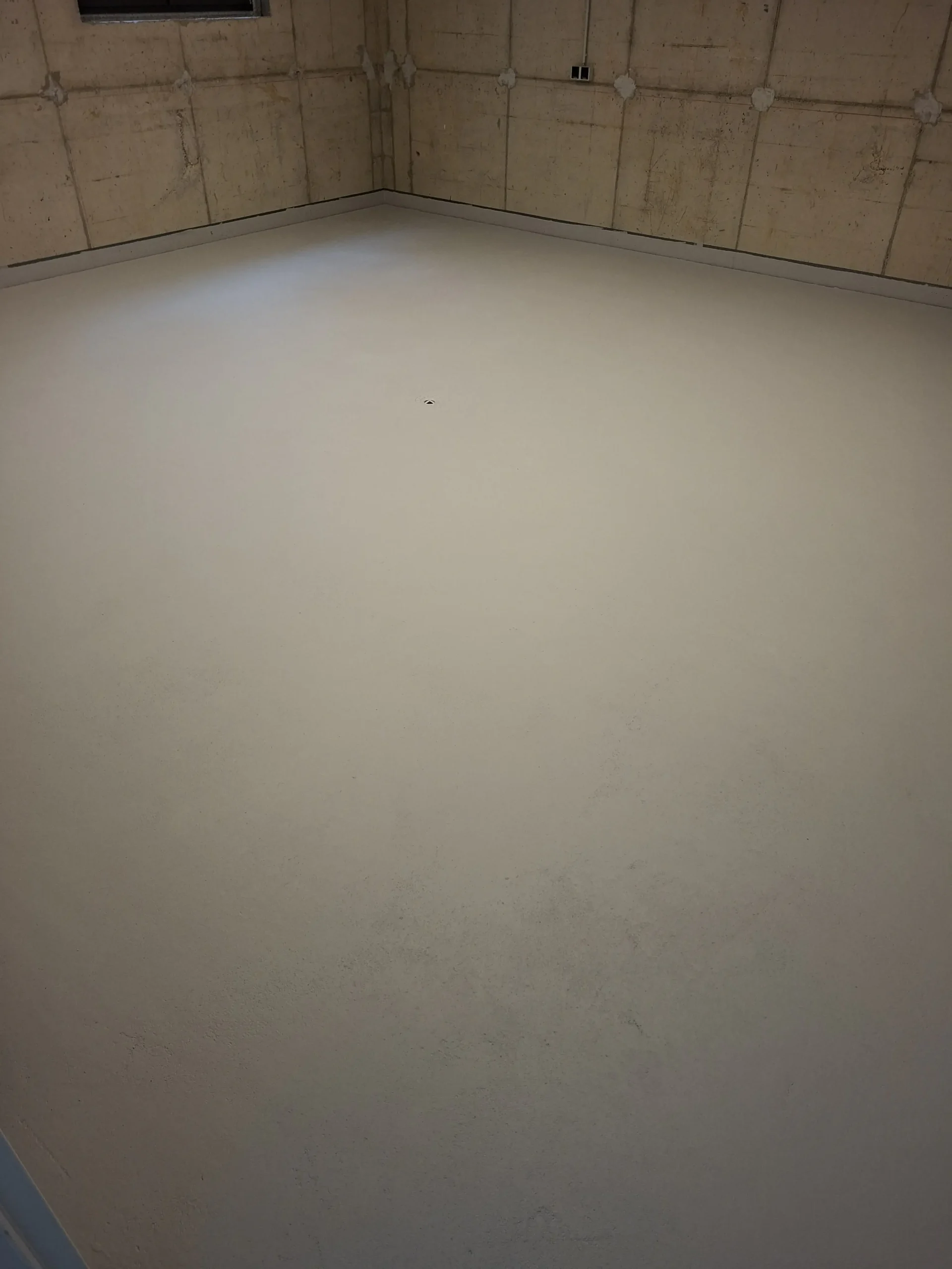 Kellerboden Besichtigung MK Innenausbau